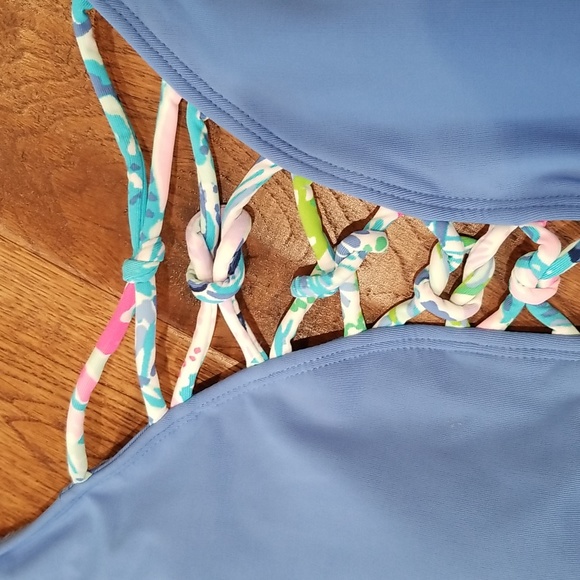 Lilly Pulitzer swimsuit - Picture 4 of 10